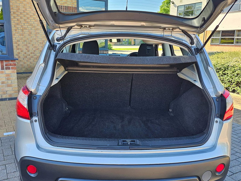 Nissan Qashqai 1.6 Acenta 2WD Euro 5 (s/s) 5dr
