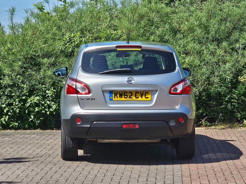 Nissan Qashqai 1.6 Acenta 2WD Euro 5 (s/s) 5dr