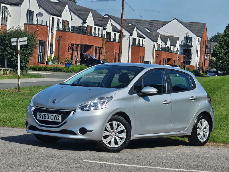 Peugeot 208 1.2 VTi Access+ Euro 5 5dr