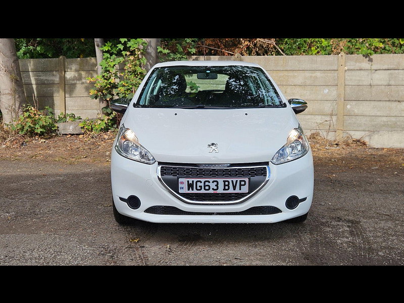 Peugeot 208 1.2 VTi Access+ Euro 5 5dr