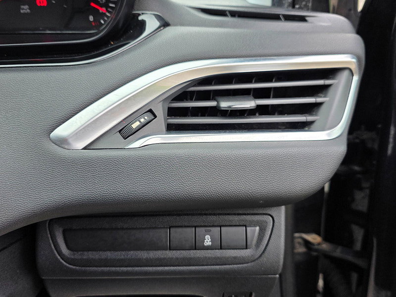 Peugeot 208 1.4 HDi Access+ Euro 5 3dr