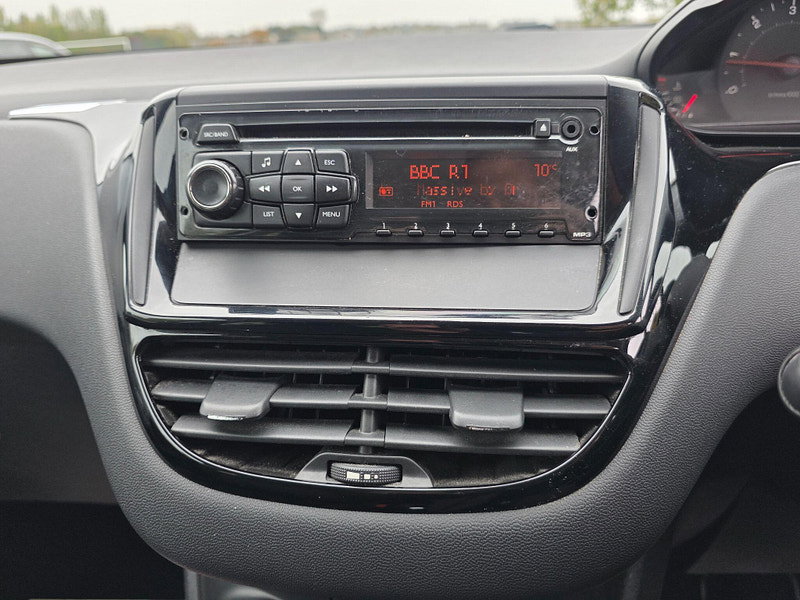 Peugeot 208 1.4 HDi Access+ Euro 5 3dr