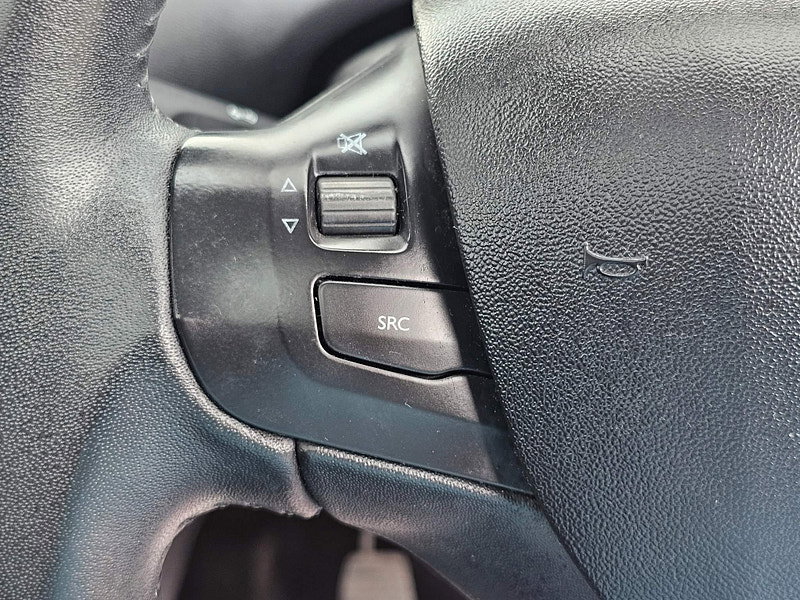 Peugeot 208 1.4 HDi Intuitive Euro 5 5dr