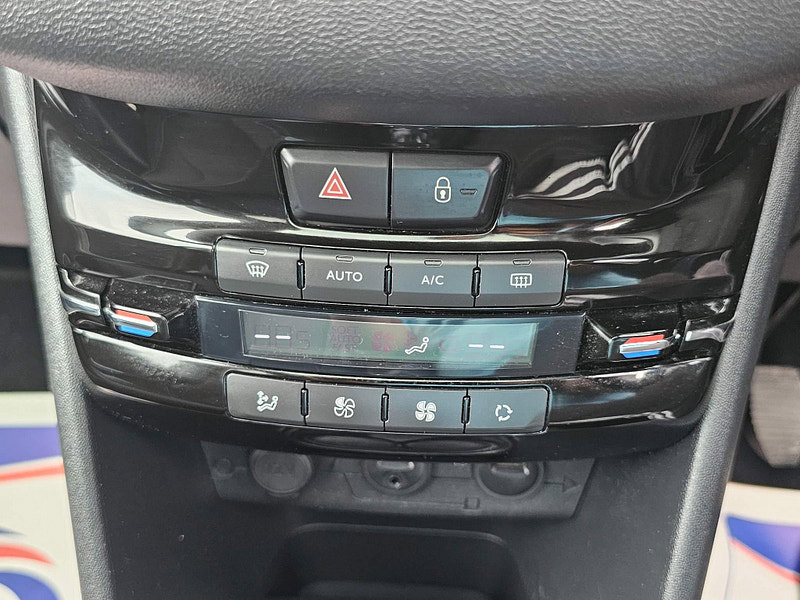 Peugeot 208 1.4 HDi Intuitive Euro 5 5dr