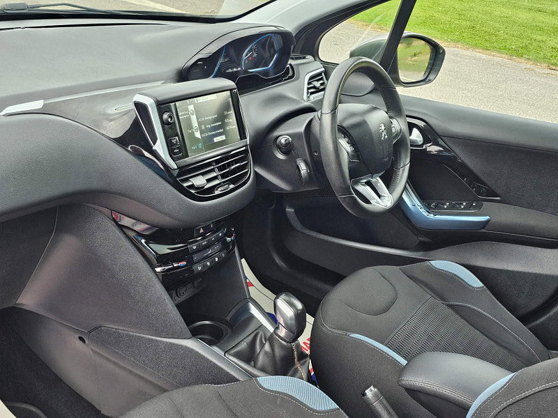 Peugeot 208 1.4 HDi Intuitive Euro 5 5dr