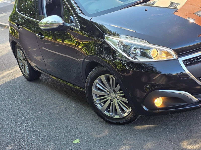 Peugeot 208 1.6 BlueHDi Allure Hatchback 5dr Diesel Manual Euro 6 (100 ps)