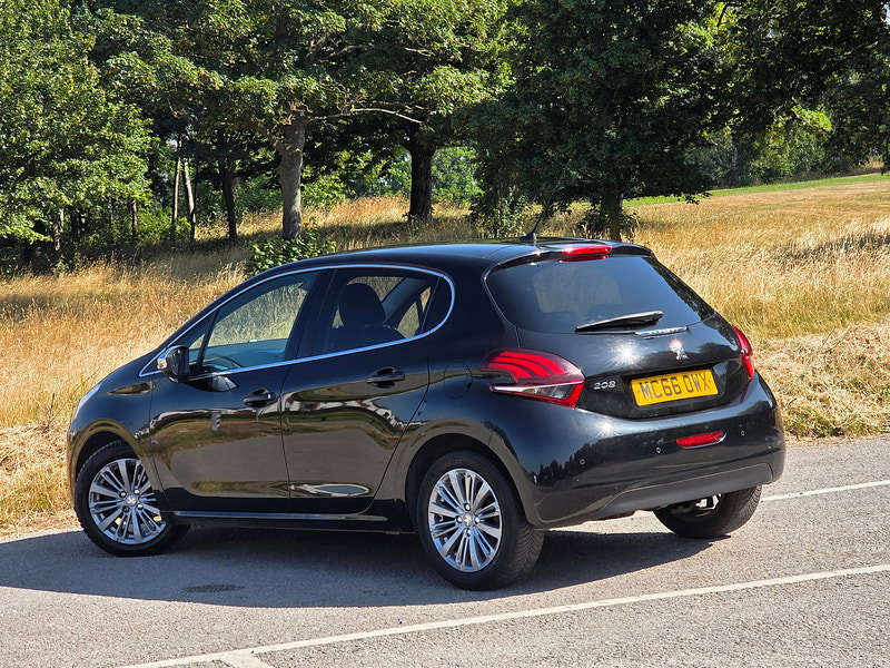 Peugeot 208 1.6 BlueHDi Allure Hatchback 5dr Diesel Manual Euro 6 (100 ps)