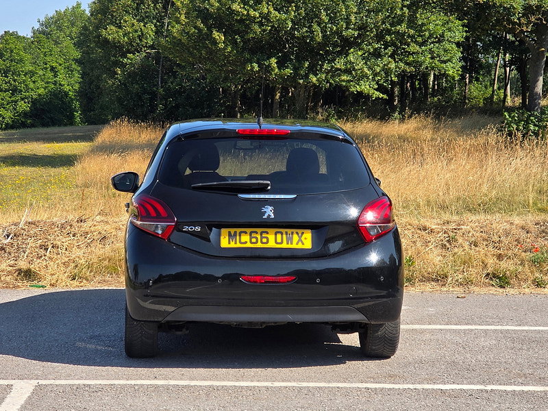 Peugeot 208 1.6 BlueHDi Allure Hatchback 5dr Diesel Manual Euro 6 (100 ps)