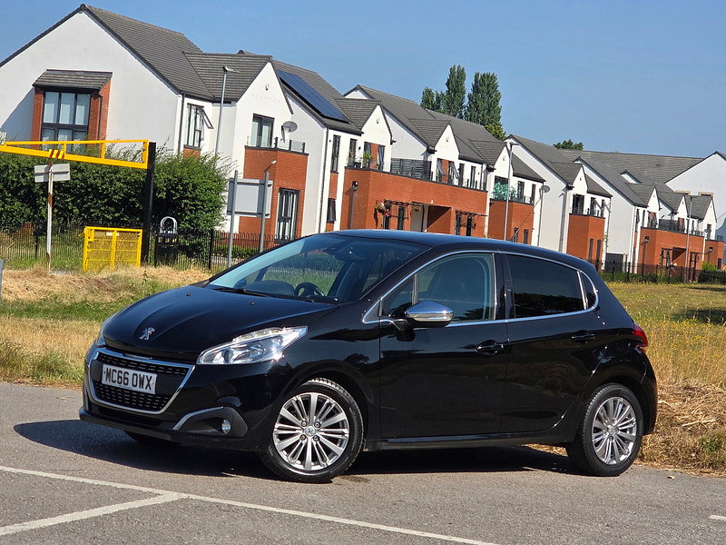 Peugeot 208 1.6 BlueHDi Allure Hatchback 5dr Diesel Manual Euro 6 (100 ps)