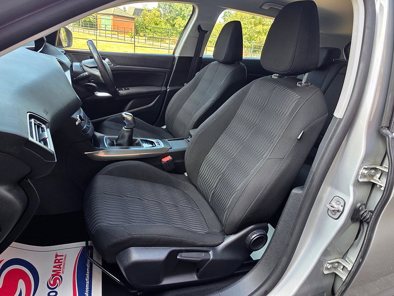 Peugeot 308 1.6 HDi Active Hatchback 5dr Diesel Manual Euro 5 (92 ps)