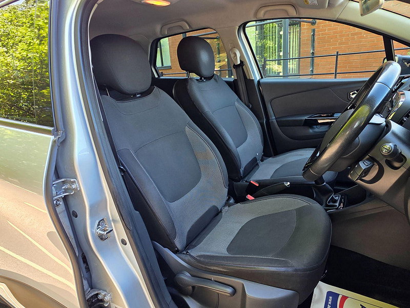 Renault Captur 1.5 dCi ENERGY Dynamique S Nav Euro 6 (s/s) 5dr