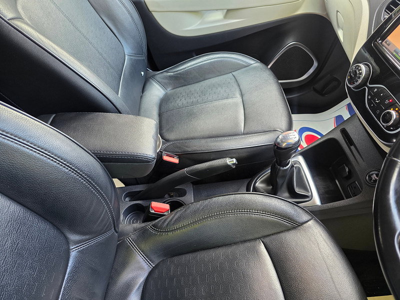 Renault Captur 1.5 dCi ENERGY GT Line SUV 5dr Diesel Manual Euro 6 (s/s) (90 ps)