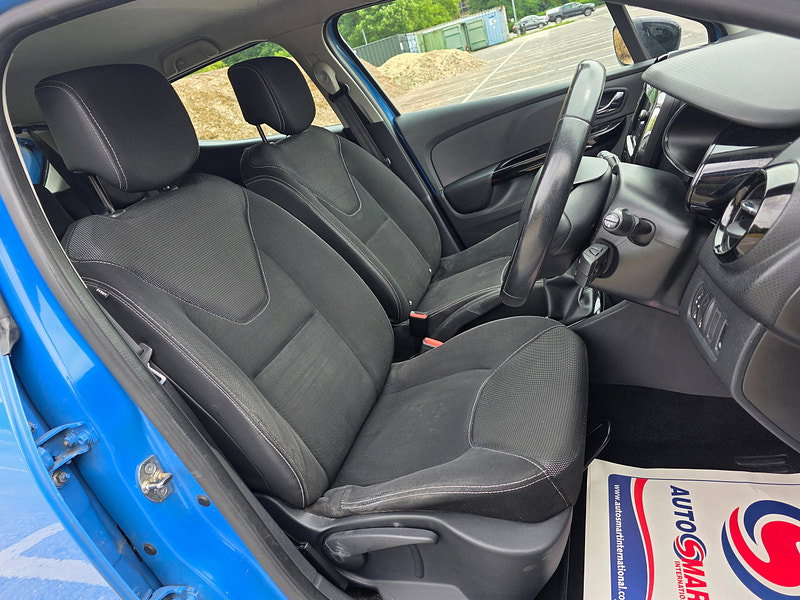 Renault Clio 1.5 dCi Dynamique MediaNav Hatchback 5dr Diesel Manual Euro 5 (s/s) (90 ps)