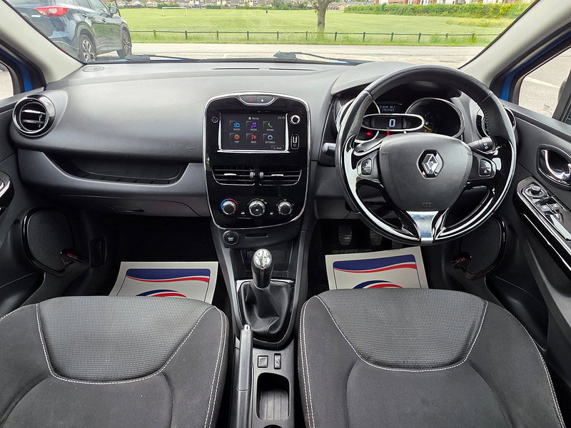 Renault Clio 1.5 dCi Dynamique MediaNav Hatchback 5dr Diesel Manual Euro 5 (s/s) (90 ps)