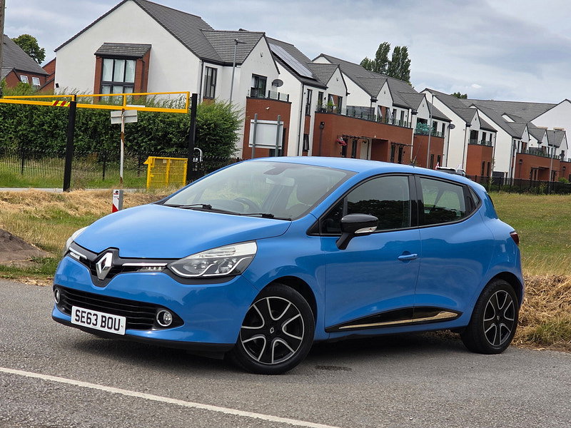 Renault Clio 1.5 dCi Dynamique MediaNav Hatchback 5dr Diesel Manual Euro 5 (s/s) (90 ps)