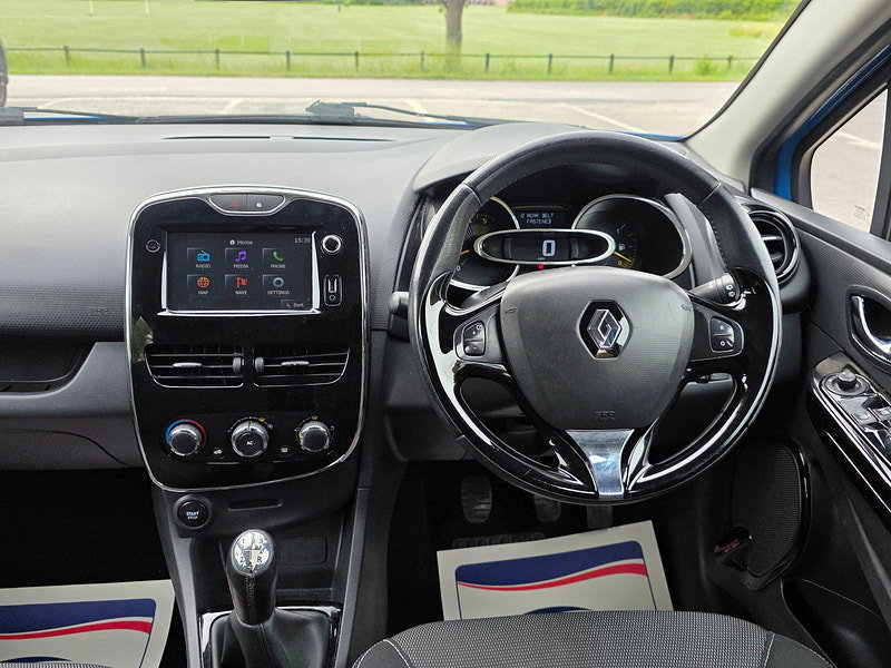 Renault Clio 1.5 dCi Dynamique MediaNav Hatchback 5dr Diesel Manual Euro 5 (s/s) (90 ps)