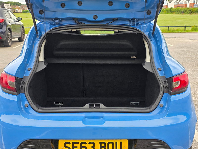Renault Clio 1.5 dCi Dynamique MediaNav Hatchback 5dr Diesel Manual Euro 5 (s/s) (90 ps)