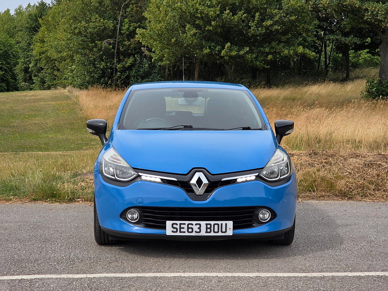 Renault Clio 1.5 dCi Dynamique MediaNav Hatchback 5dr Diesel Manual Euro 5 (s/s) (90 ps)