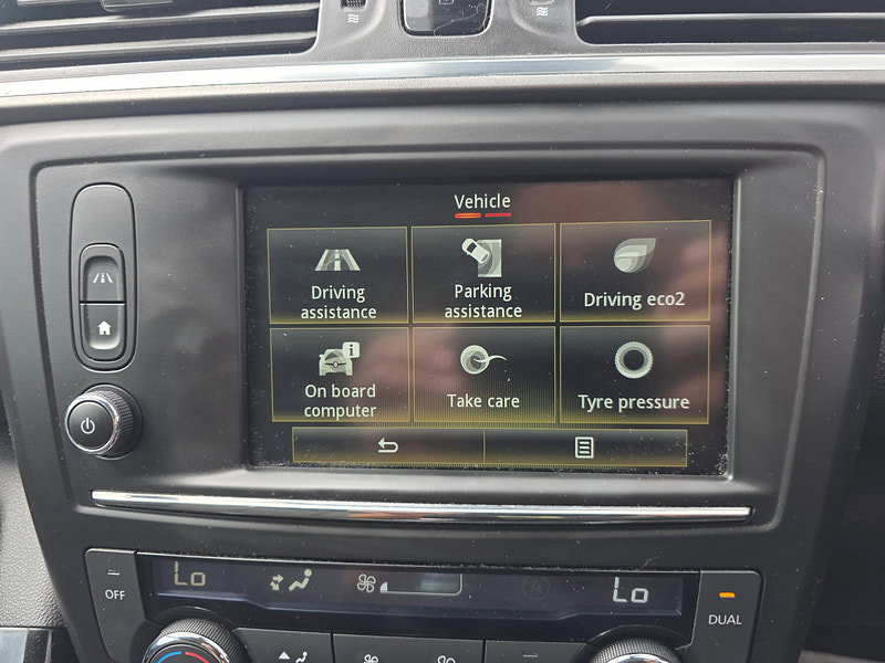 Renault Kadjar 1.5 dCi Dynamique Nav SUV 5dr Diesel Manual Euro 6 (s/s) (110 ps)