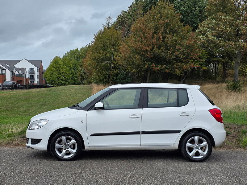 Skoda Fabia 1.6 TDI SE Hatchback 5dr Diesel Manual Euro 5 (75 ps)