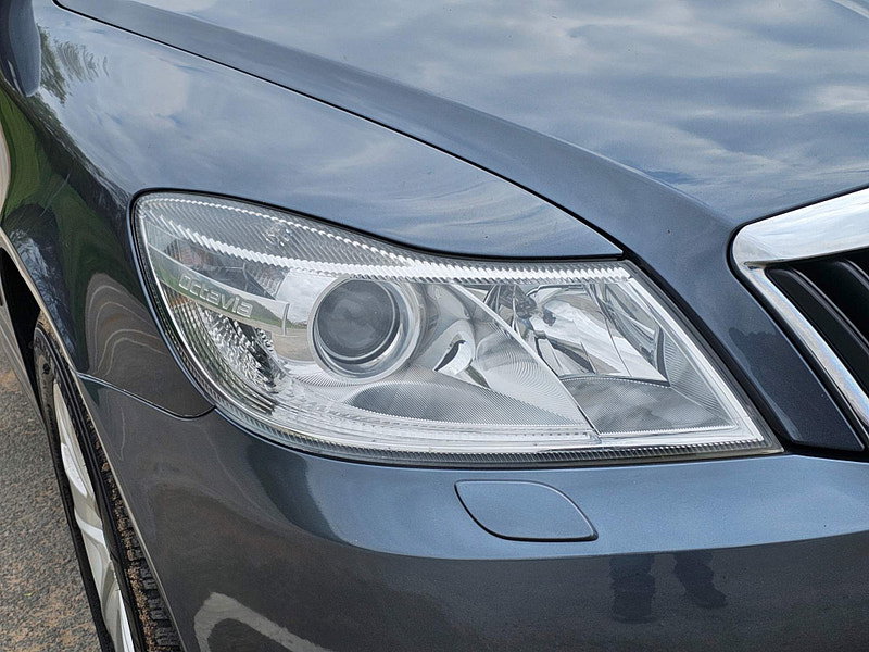 Skoda Octavia 1.6 TDI Elegance DSG Euro 5 5dr