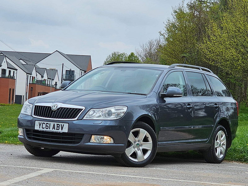 Skoda Octavia 1.6 TDI Elegance DSG Euro 5 5dr