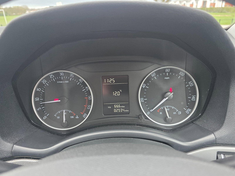 Skoda Octavia 1.6 TDI Elegance Euro 5 5dr