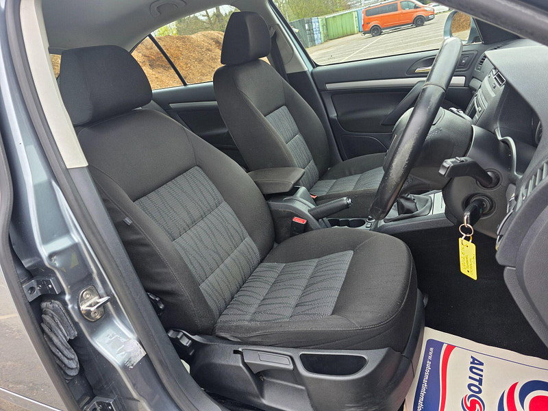 Skoda Octavia 1.6 TDI Elegance Euro 5 5dr