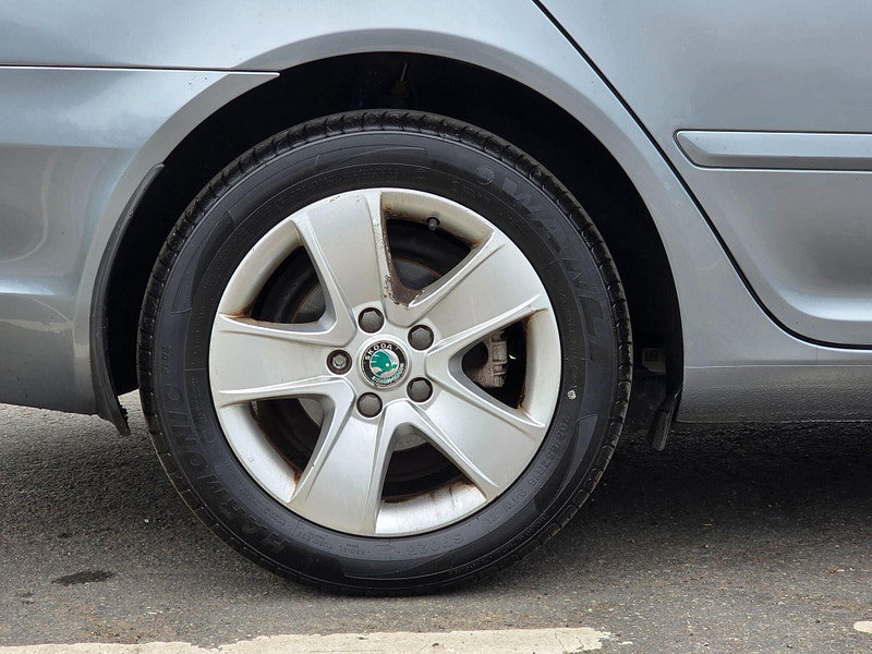Skoda Octavia 1.6 TDI Elegance Euro 5 5dr