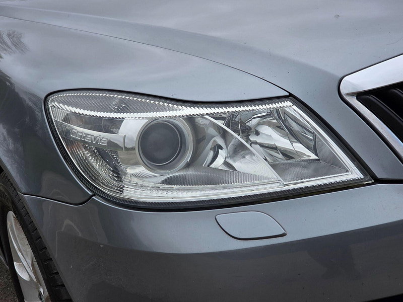 Skoda Octavia 1.6 TDI Elegance Euro 5 5dr