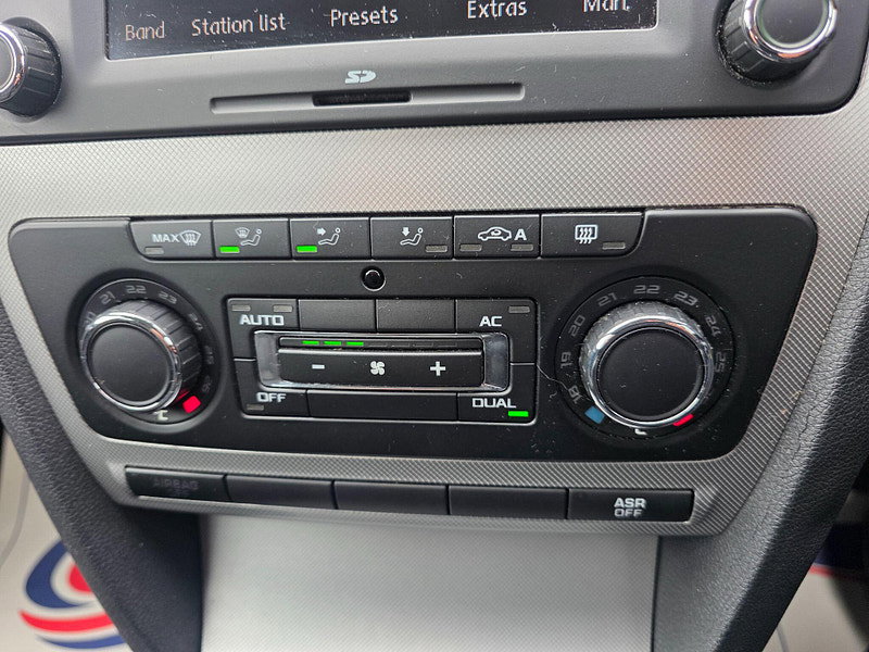Skoda Octavia 1.6 TDI Elegance Euro 5 5dr