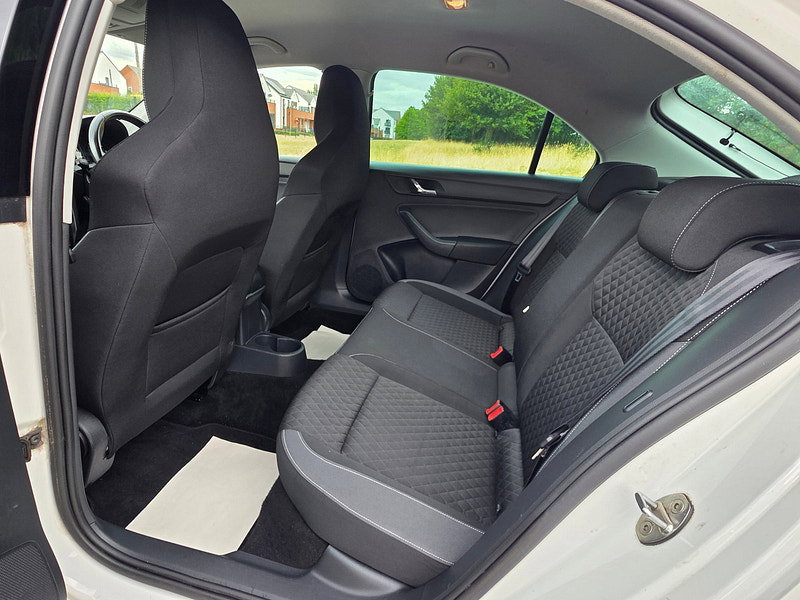 Skoda Rapid 1.2 TSI SE L Hatchback 5dr Petrol Manual Euro 6 (s/s) (110 ps)