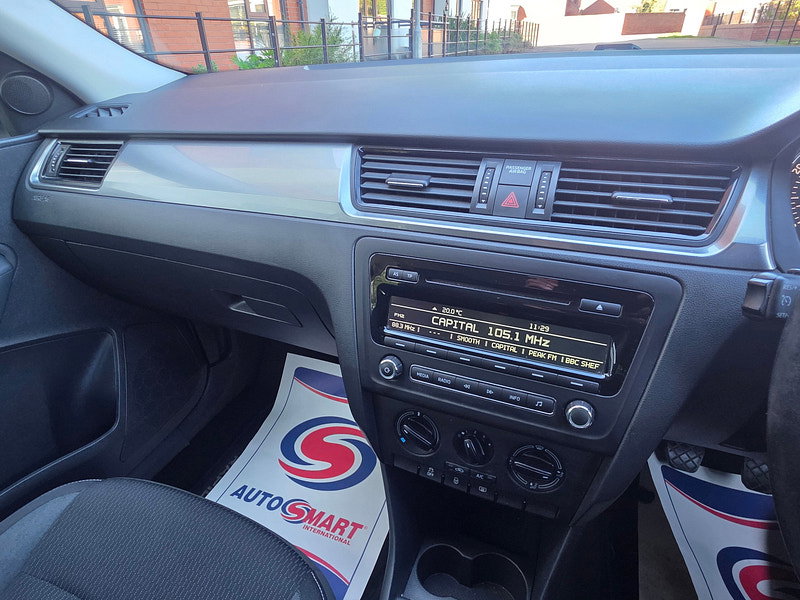 Skoda Rapid Spaceback 1.2 TSI SE Hatchback 5dr Petrol Manual Euro 5 (86 ps)