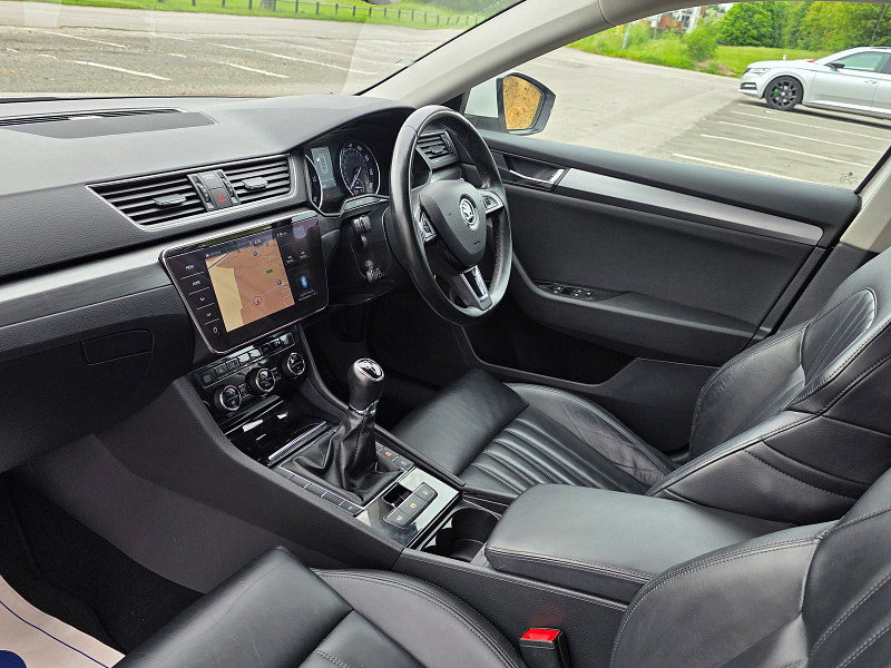 Skoda Superb 2.0 TDI SE L Executive Estate 5dr Diesel Manual Euro 6 (s/s) (150 ps)