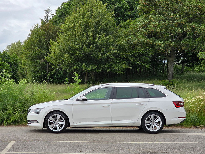 Skoda Superb 2.0 TDI SE L Executive Estate 5dr Diesel Manual Euro 6 (s/s) (150 ps)
