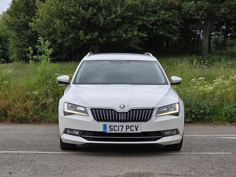 Skoda Superb 2.0 TDI SE L Executive Estate 5dr Diesel Manual Euro 6 (s/s) (150 ps)