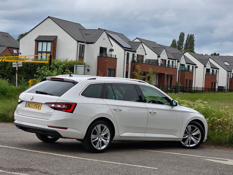 Skoda Superb 2.0 TDI SE L Executive Estate 5dr Diesel Manual Euro 6 (s/s) (150 ps)