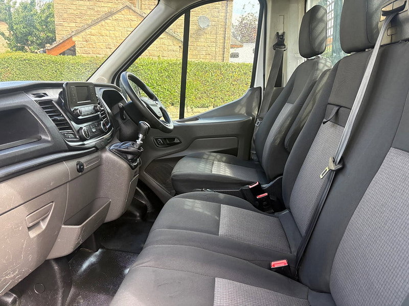 Ford Transit 2.0 350 EcoBlue Leader Chassis Cab 2dr Diesel Manual FWD L3 Euro 6 (s/s) (130 ps)