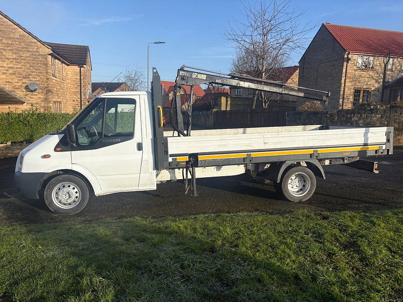 Ford Transit 2.2 TDCi 350 Chassis Cab 2dr Diesel Manual RWD L4 (DRW) (123 bhp)