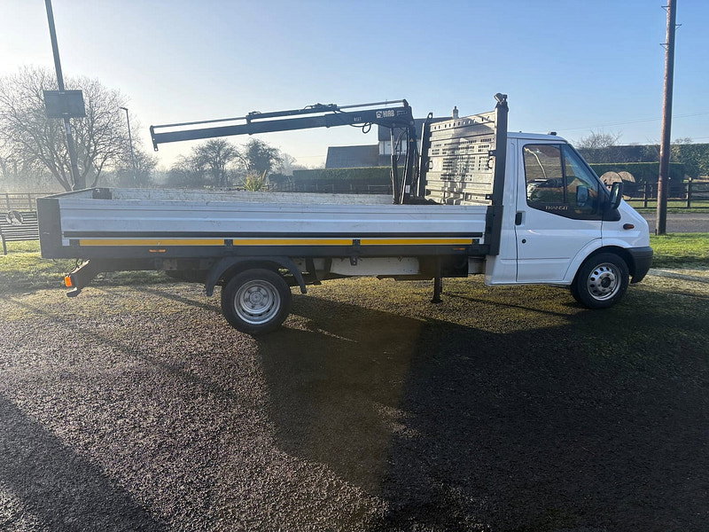 Ford Transit 2.2 TDCi 350 Chassis Cab 2dr Diesel Manual RWD L4 (DRW) (123 bhp)