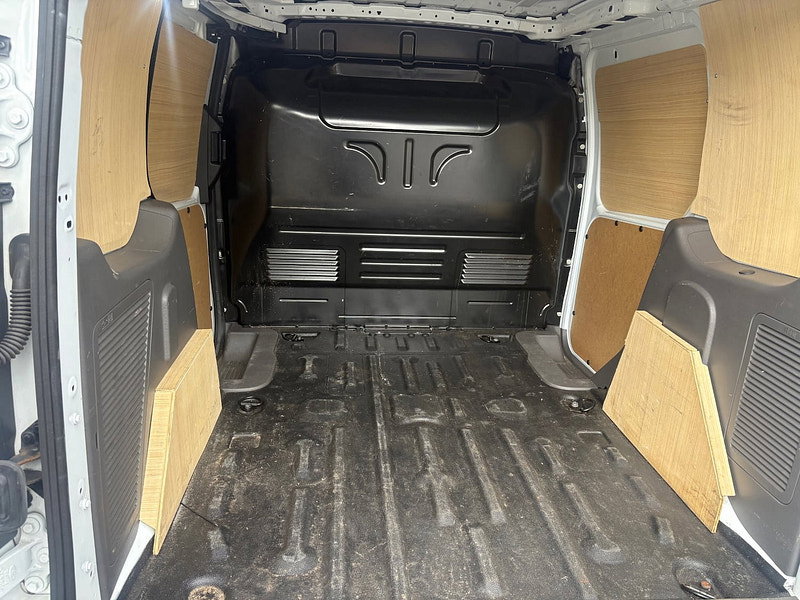 Ford Transit Connect 1.5 240 EcoBlue Limited Panel Van 5dr Diesel Manual L1 Euro 6 (s/s) (120 ps)