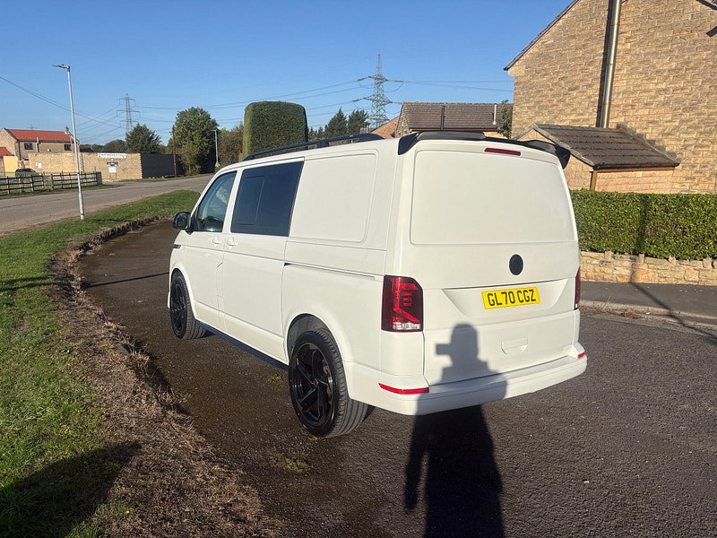 Volkswagen Transporter 2.0 TDI T30 Startline Kombi Double Cab 5dr Diesel Manual FWD SWB Euro 6 (s/s) (110 ps)