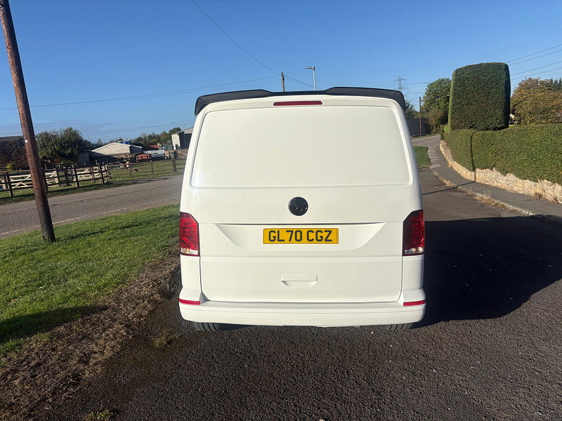 Volkswagen Transporter 2.0 TDI T30 Startline Kombi Double Cab 5dr Diesel Manual FWD SWB Euro 6 (s/s) (110 ps)