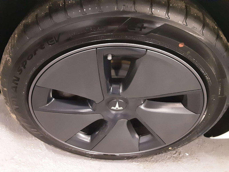 Tesla Model 3 Model 3 Long Range AWD 4WD 4dr 4dr Automatic 2026