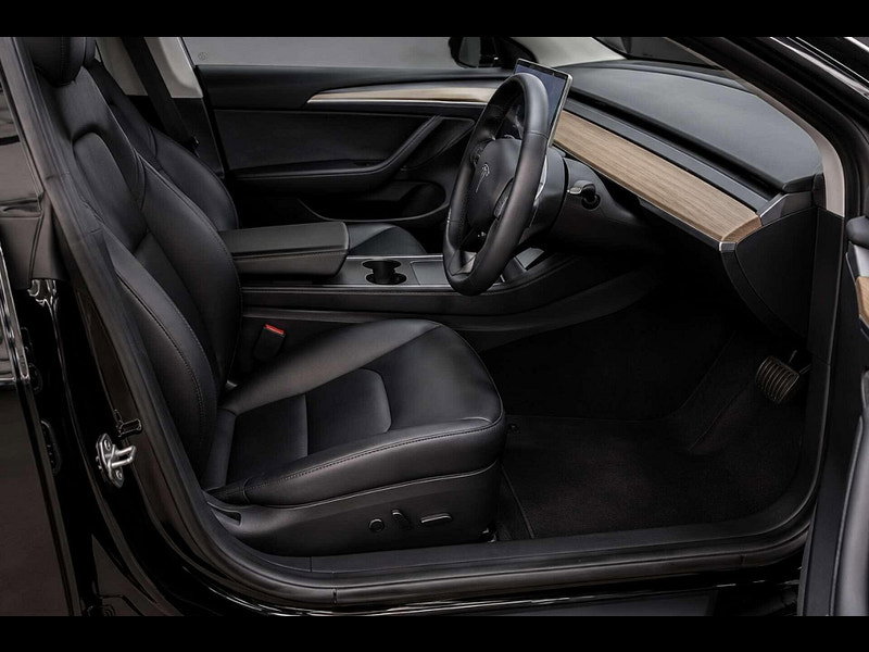 Tesla Model 3 Model 3 Long Range AWD 4WD 4dr 4dr Automatic 2026