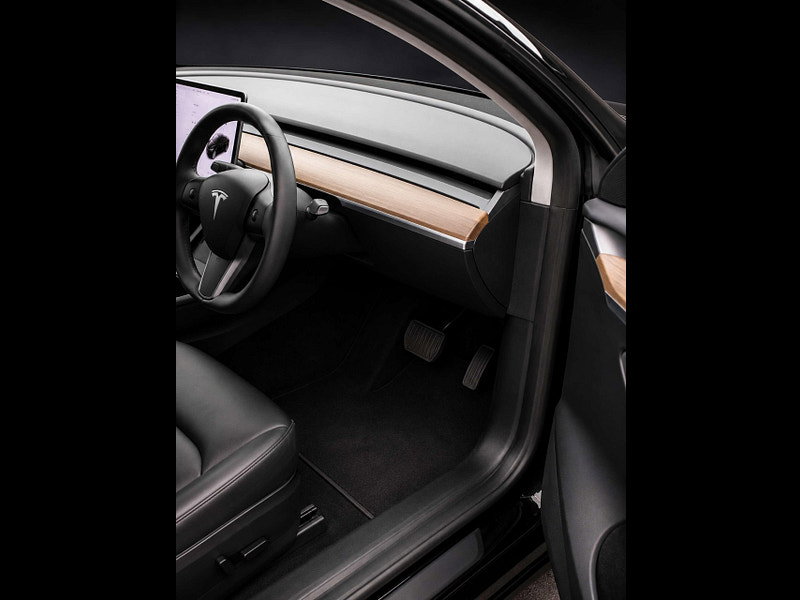 Tesla Model 3 Model 3 Long Range AWD 4WD 4dr 4dr Automatic 2026