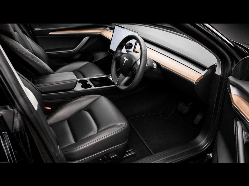 Tesla Model 3 Model 3 Long Range AWD 4WD 4dr 4dr Automatic 2026