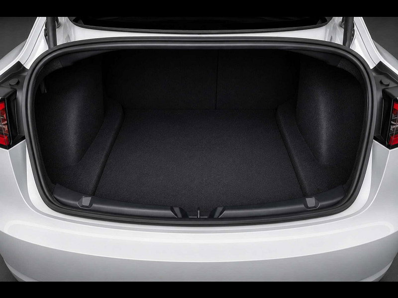 Tesla Model 3 Model 3 Long Range RWD 4dr 4dr Automatic 2026