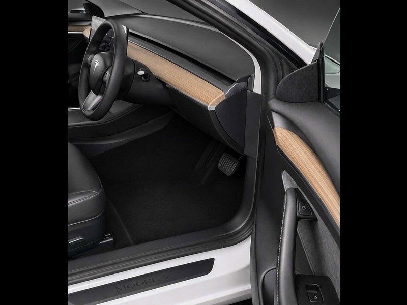 Tesla Model 3 Model 3 Long Range RWD 4dr 4dr Automatic 2026