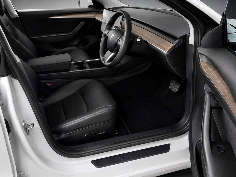 Tesla Model 3 Model 3 Long Range RWD 4dr 4dr Automatic 2026